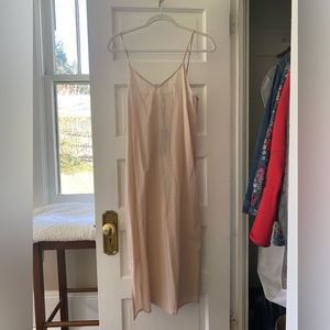 Nude slip NWT